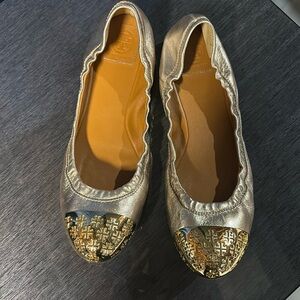 Tory burch gold cap toe ballerina flat